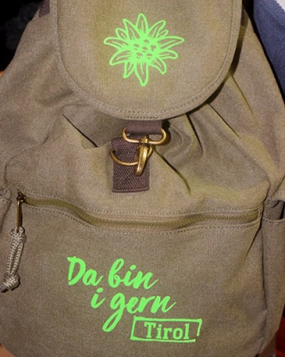 rucksack_gruen_web